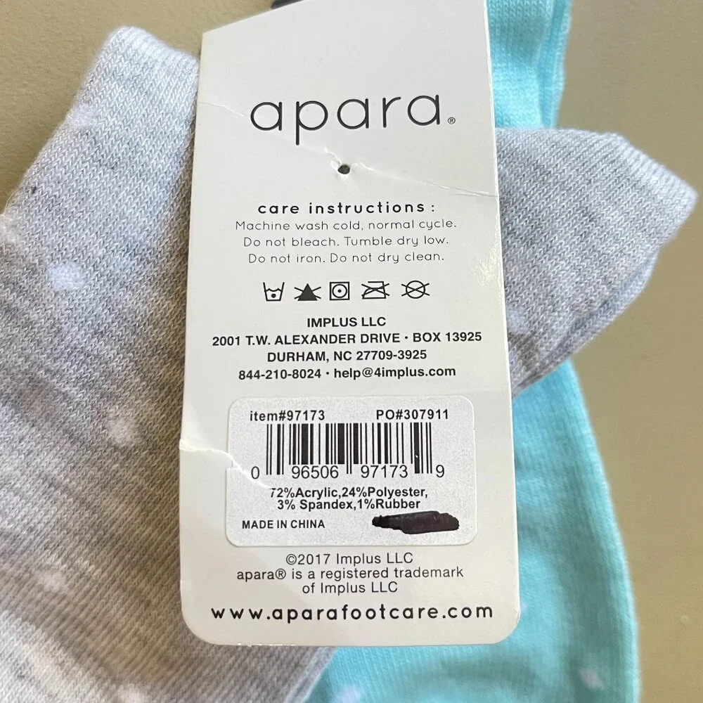 New Apara Socks Set of 2 Pair Blue Snowman Gray Winter Christmas Holiday NWT